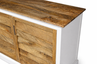 MANGO Sideboard – Natürliches Design mit strukturierter Front