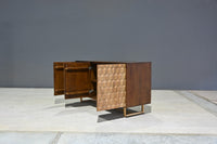 Sideboard 145 cm 3D-Wabenstruktur braun Akazienholz Metall gold