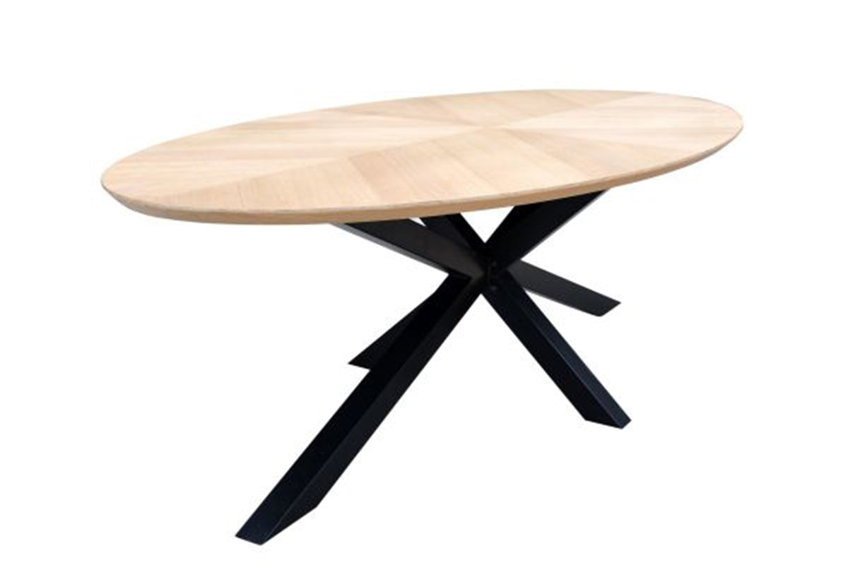 FORT oval Fischgrät Massiver Esstisch braun Eichenholz hell