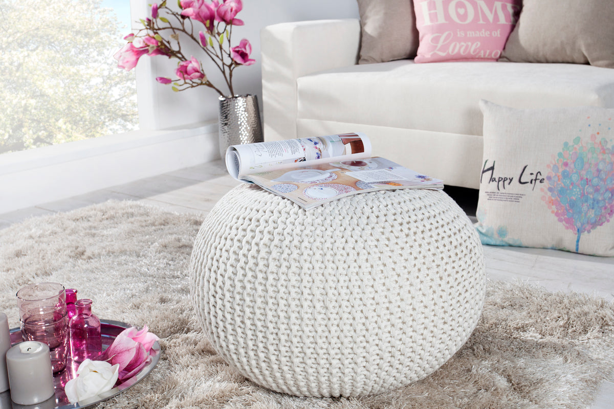 LEEDS Design Strick Pouf 50cm weiß Baumwolle handgearbeitetes Sitzkissen