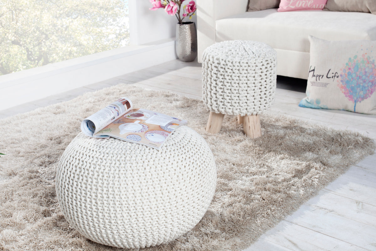 LEEDS Design Strick Pouf 50cm weiß Baumwolle handgearbeitetes Sitzkissen