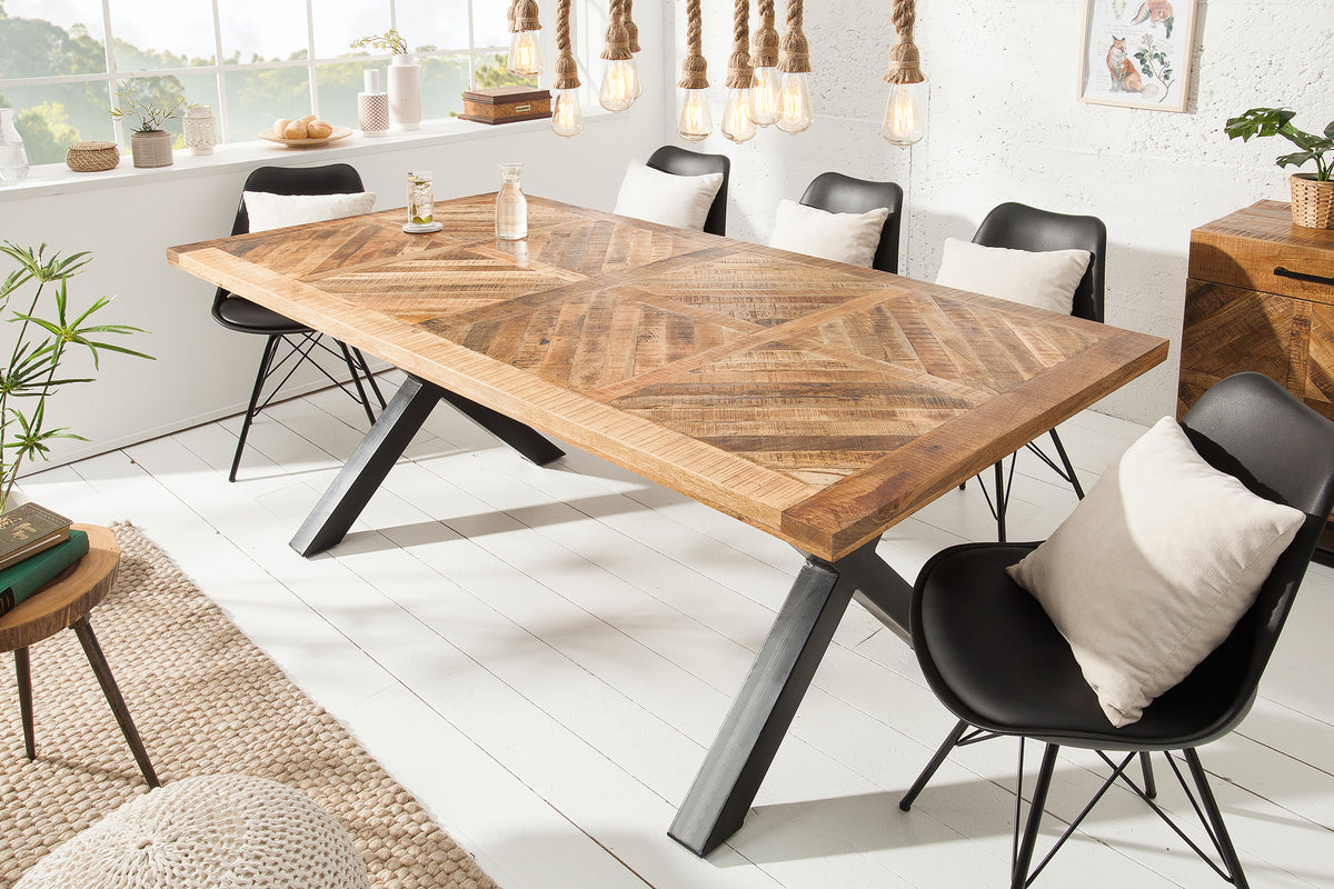 INFINITY HOME Massiver Esstisch natur Mangoholz Industrial Design – Sitheim