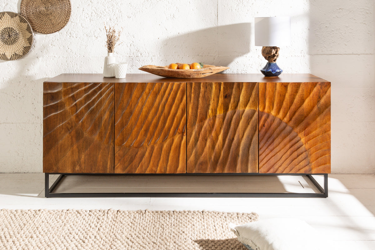 SCORPION Massives Sideboard 177cm braun Mangoholz aufwendige 3D Schnitzereien