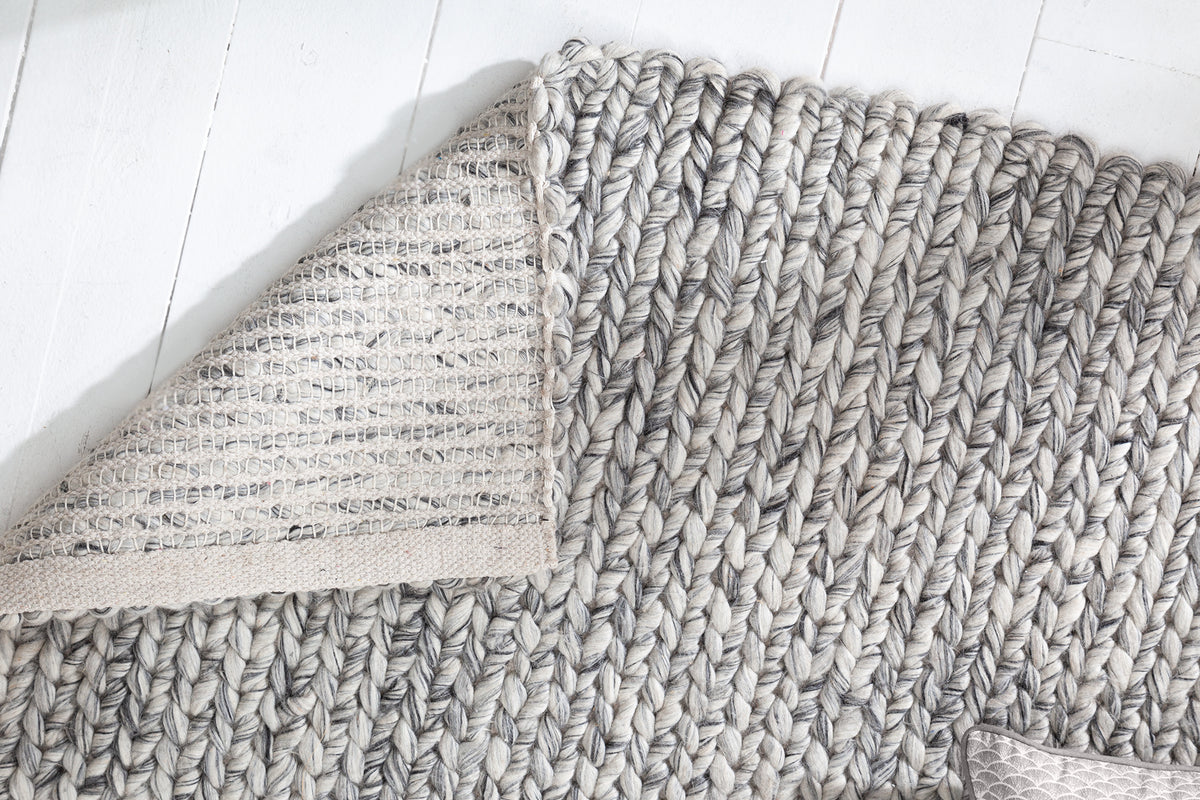 INFINITY HOME Handgearbeiteter Teppich 240x160cm grau aus Wolle