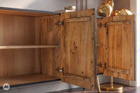 Massives Sideboard AURUM 180cm Mangoholz mit ikonischem Gold-Element